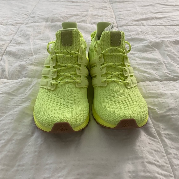 NWT Adidas IVP Ultra Boost - Picture 3 of 4